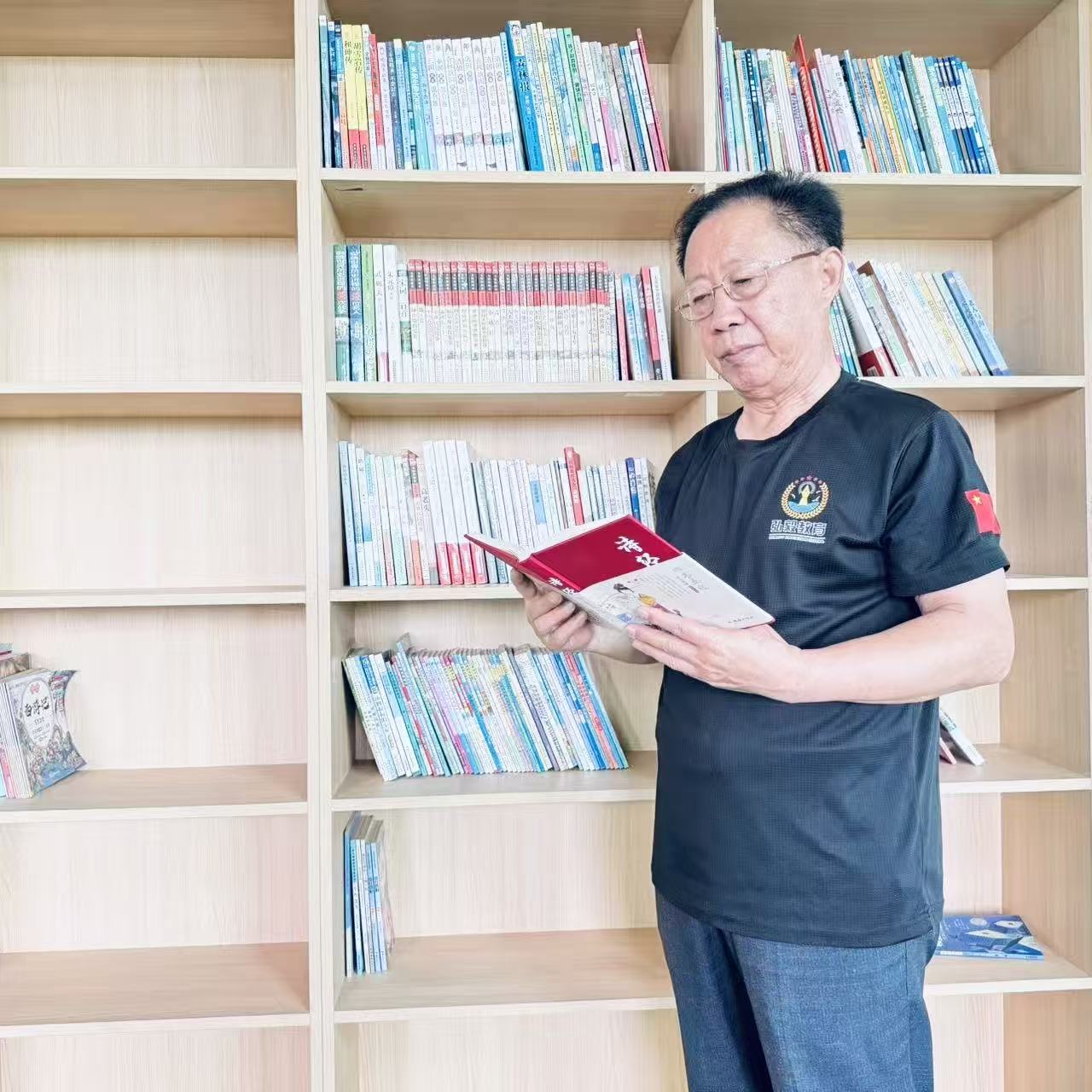 党支部书记吴家龙(图2) 微信图片_20260512144836_90_39.jpg