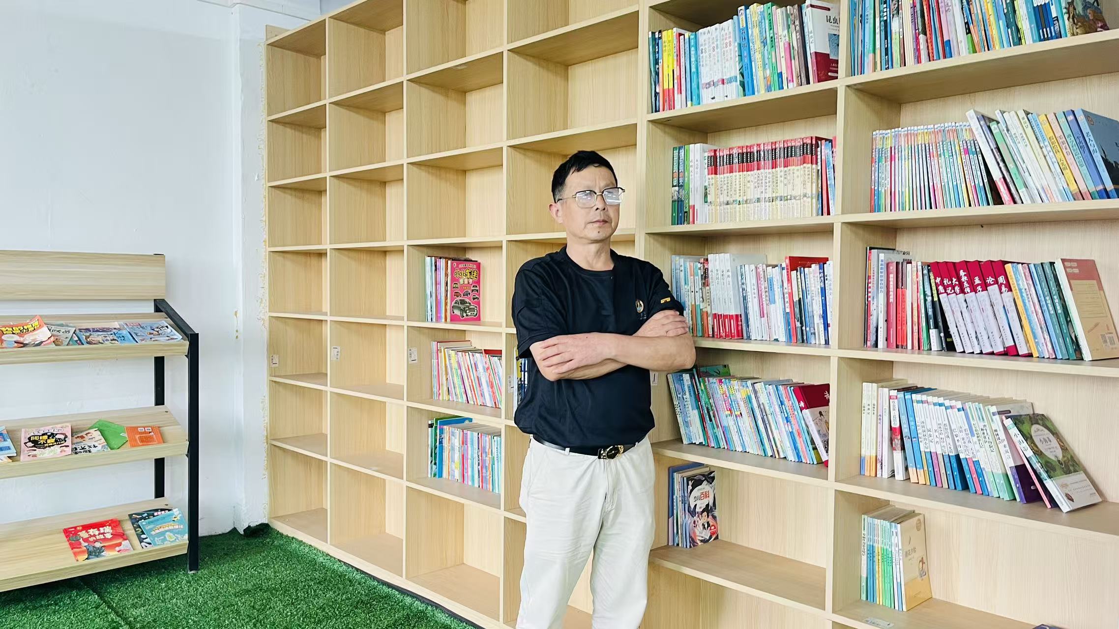 资深德育教师王晓明(图1) 微信图片_20260512160050_101_39.jpg
